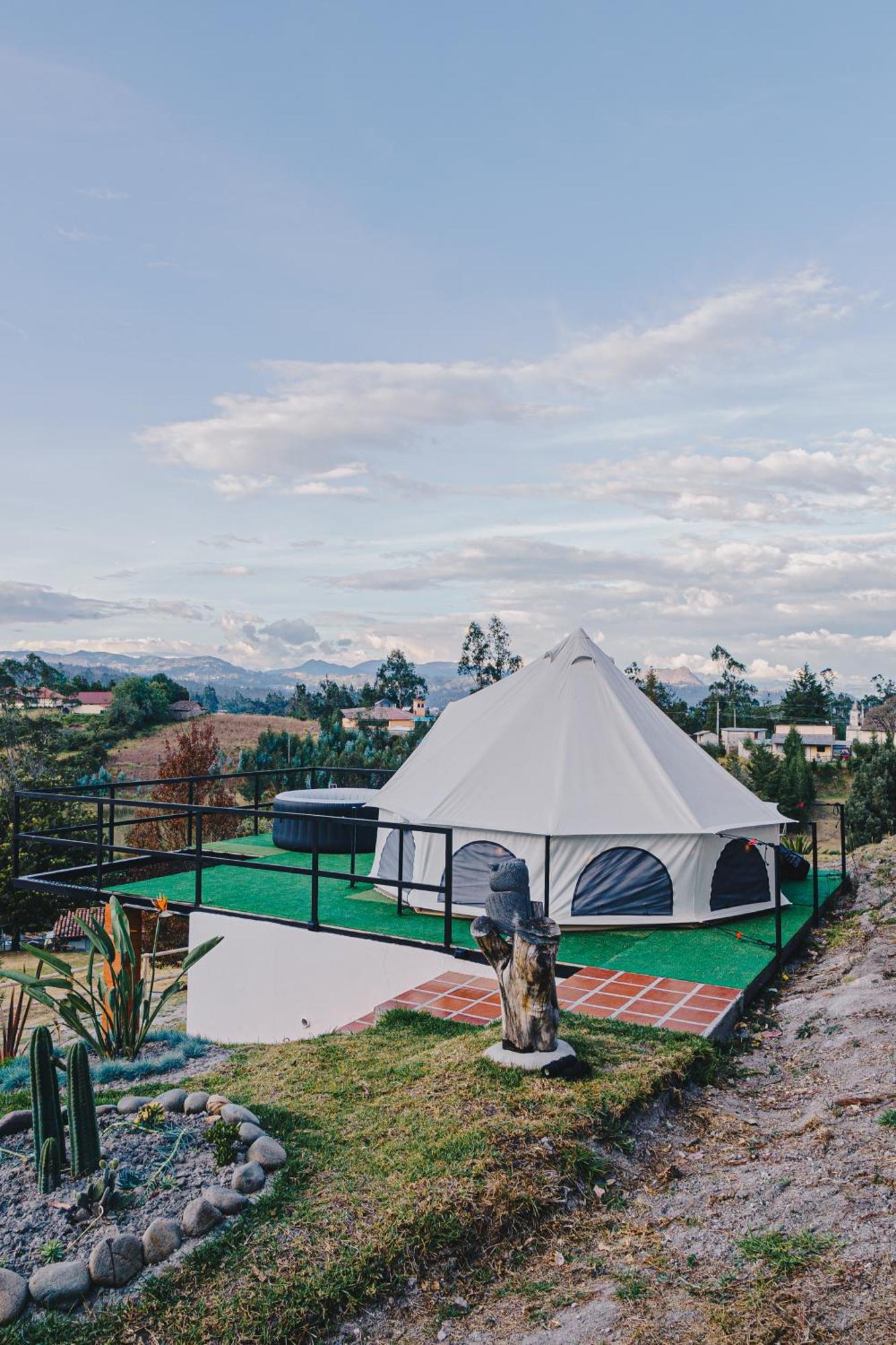 Killary Lodge & Glamping Cachanlo de Sidcay エクステリア 写真