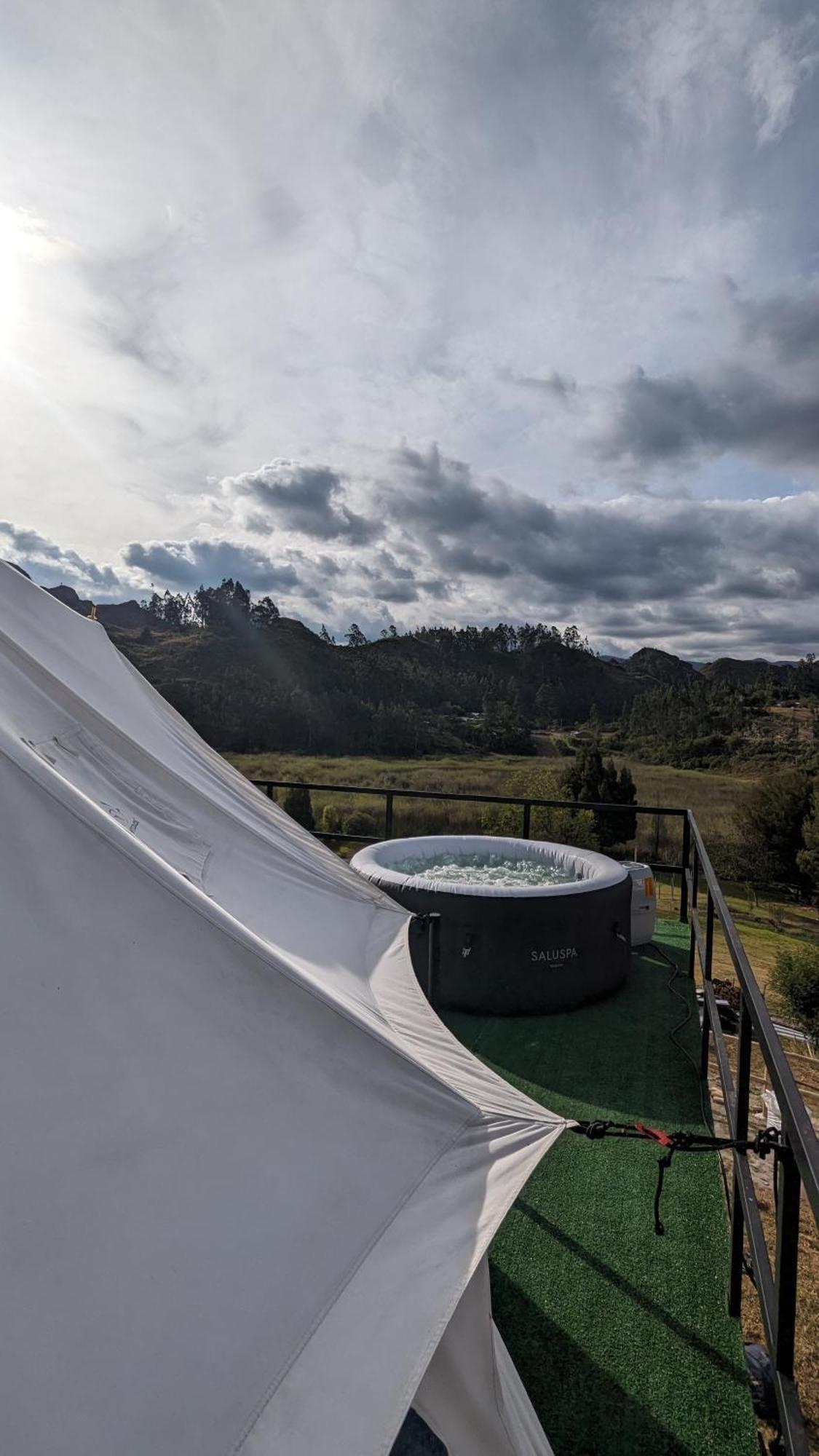 Killary Lodge & Glamping Cachanlo de Sidcay エクステリア 写真