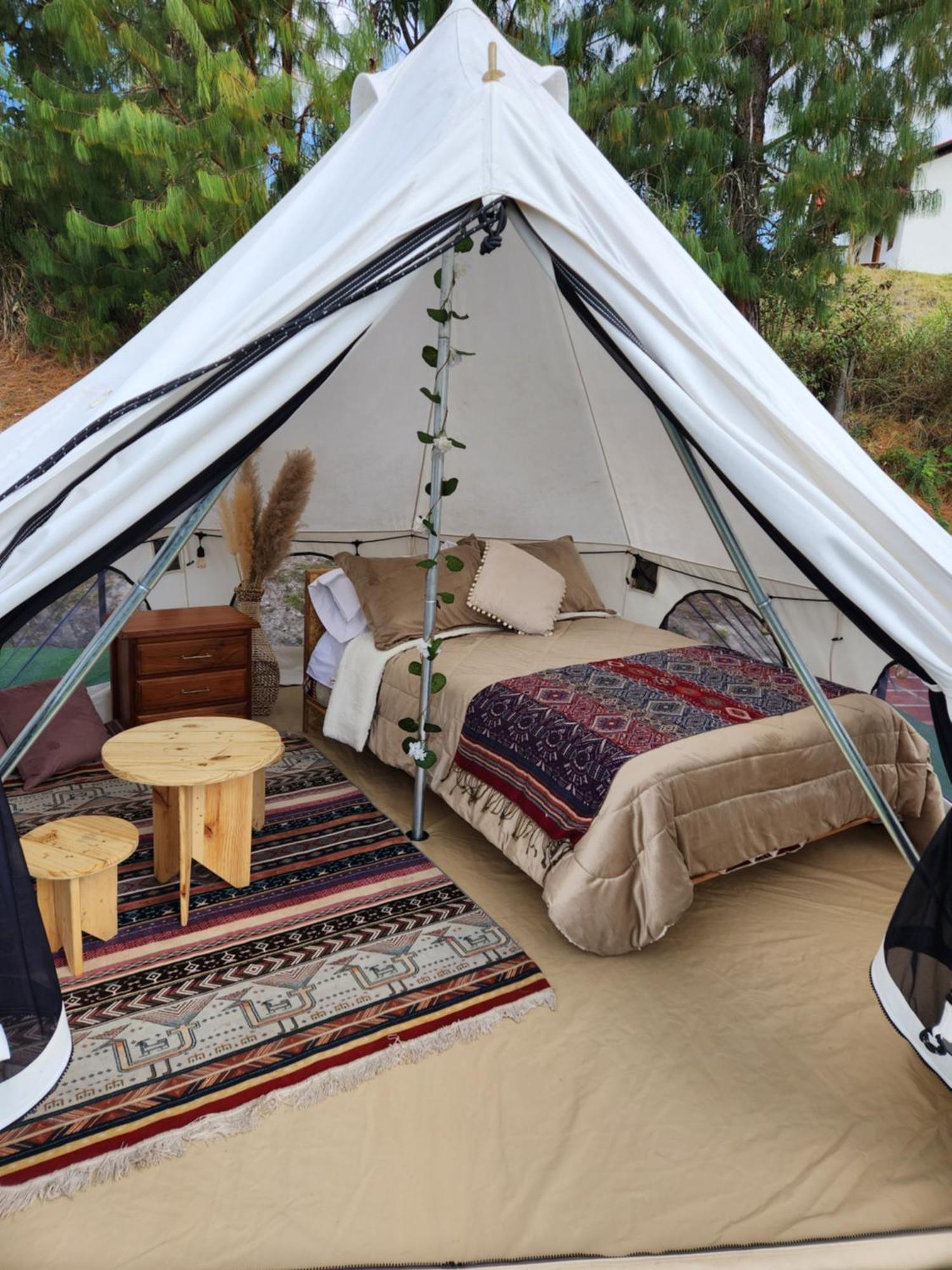 Killary Lodge & Glamping Cachanlo de Sidcay エクステリア 写真