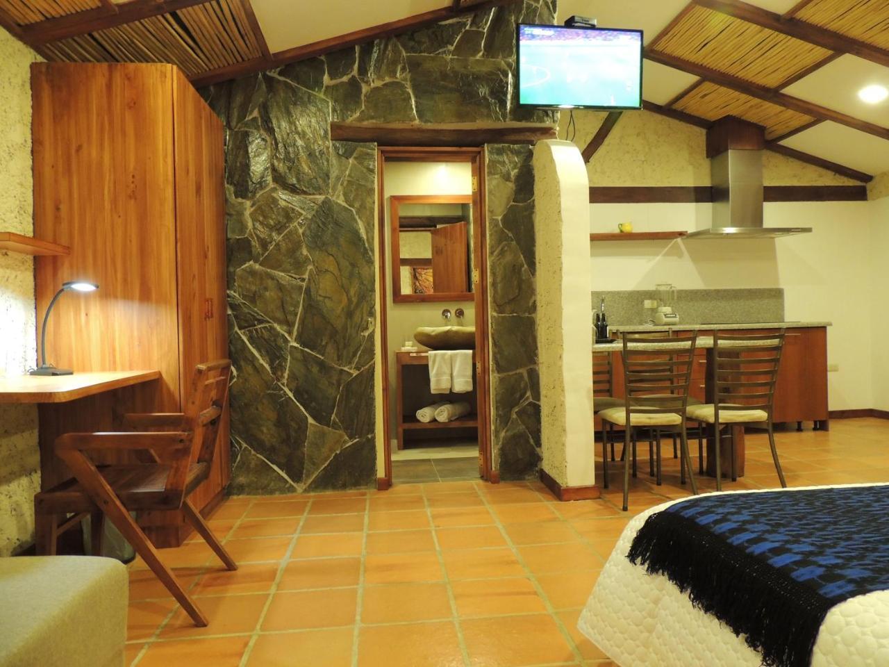 Killary Lodge & Glamping Cachanlo de Sidcay エクステリア 写真